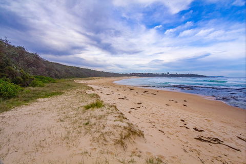 Manyana Beach - New South Wales Tourism  0
