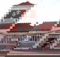 Merredin Town Hall - New South Wales Tourism 