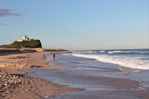 Nobbys Beach - New South Wales Tourism  2