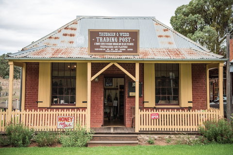 Taubman And Webb Trading Post - New South Wales Tourism  1