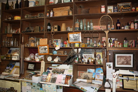 Tuena Panning For Gold - New South Wales Tourism  1
