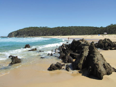 Armands Beach - New South Wales Tourism  0