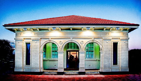 ArtGeo Cultural Complex - New South Wales Tourism  0