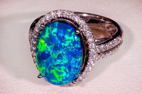 Australian Outback Opals - New South Wales Tourism  1