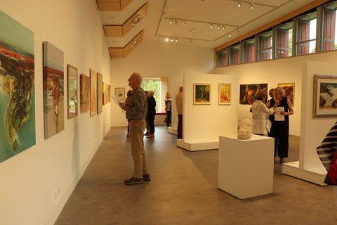 Basil Sellers Exhibition Centre - New South Wales Tourism  1
