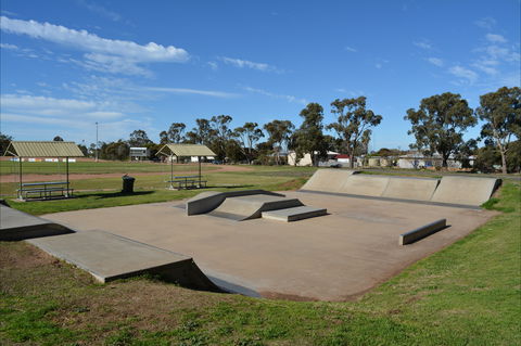 Cleve Sporting Facilities - New South Wales Tourism  1