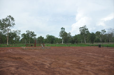 Durack Memorial - New South Wales Tourism  2