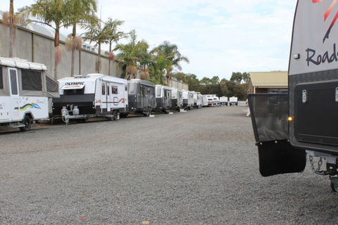 Gateway Caravans - New South Wales Tourism  1