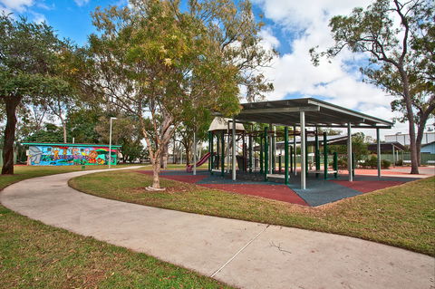 Grosvenor Park In Moranbah - New South Wales Tourism  0