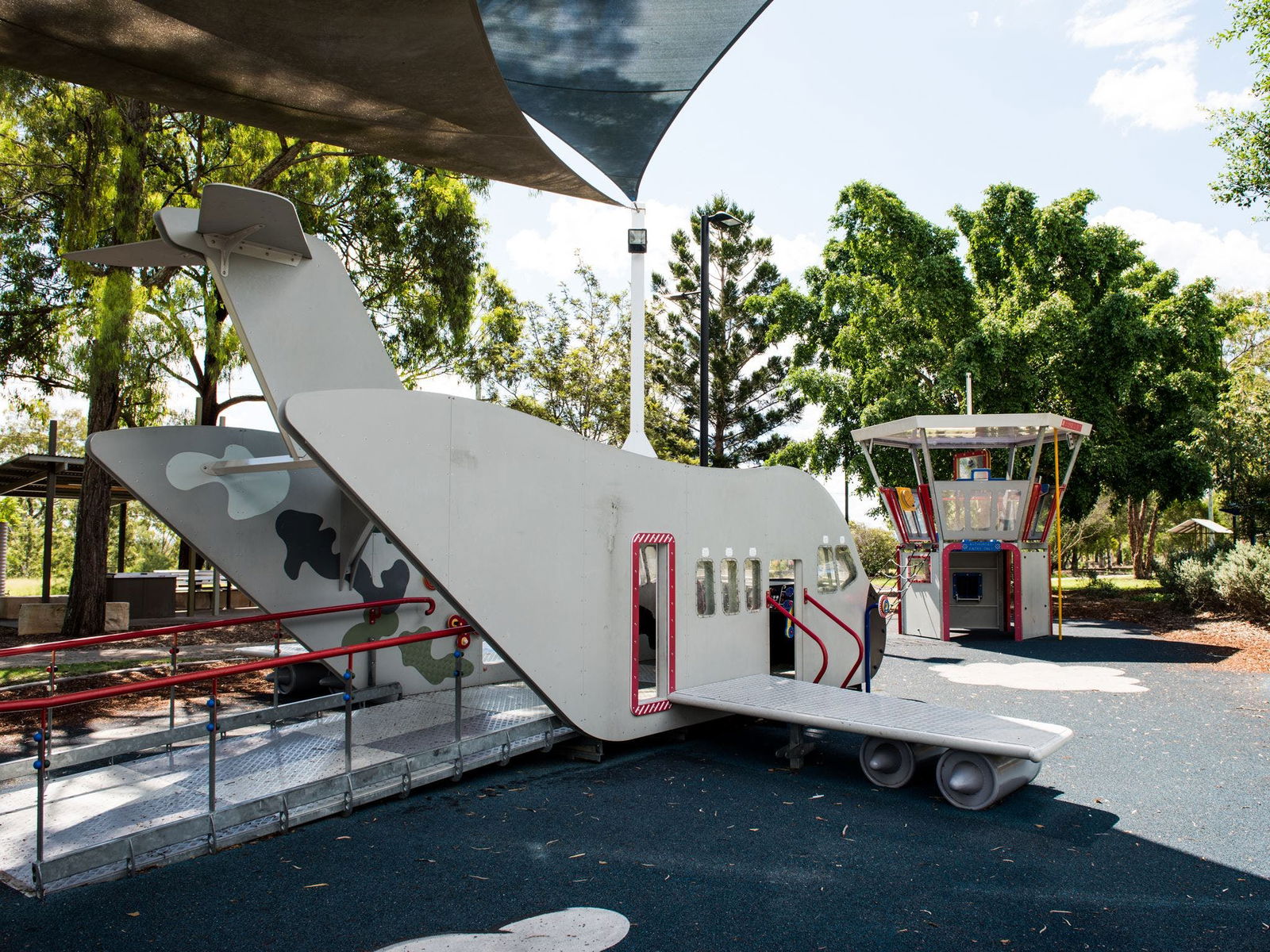 Churchill QLD New South Wales Tourism