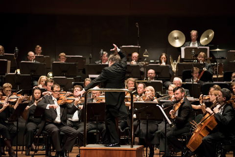 Melbourne Symphony Orchestra - New South Wales Tourism  0