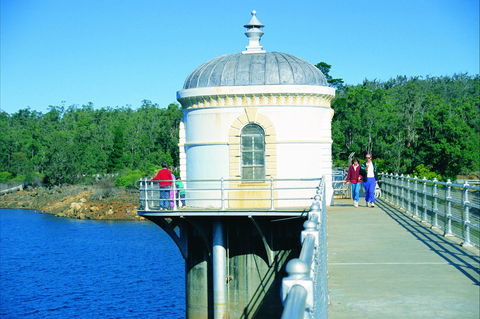 Mundaring Weir - New South Wales Tourism  1