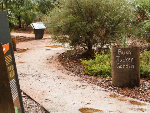 Ovens Riverside Path & Bullawah Cultural Trail - New South Wales Tourism  2