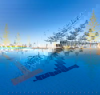 Scarborough Beach Pool - New South Wales Tourism 