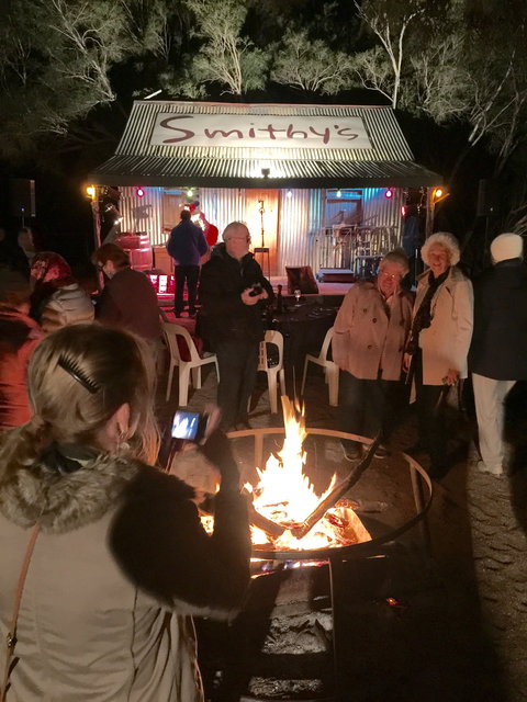 Smithy's Outback Dinner And Show - New South Wales Tourism  1