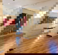 Yaama Ganu Gallery Moree - New South Wales Tourism 