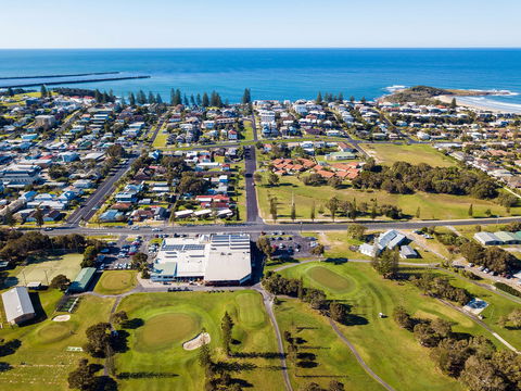 Yamba Golf And Country Club - New South Wales Tourism  2