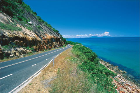 Great Barrier Reef Drive - New South Wales Tourism  1