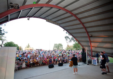Moama Soundshell - New South Wales Tourism  1