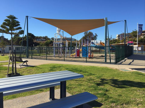 Moonta Bay Playground - New South Wales Tourism  2