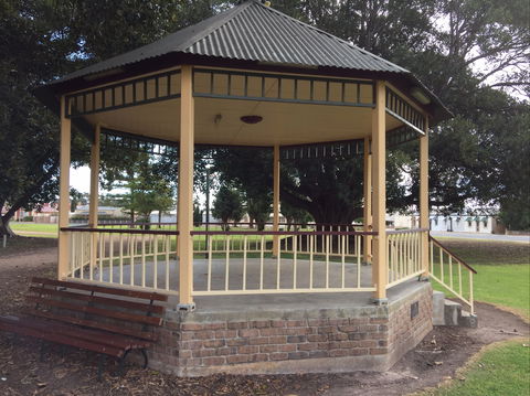 Queen Square, Moonta - New South Wales Tourism  2