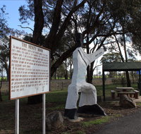 The Henty Man - New South Wales Tourism 