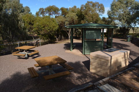 Yeldulknie Weir & Reservoir - New South Wales Tourism  2