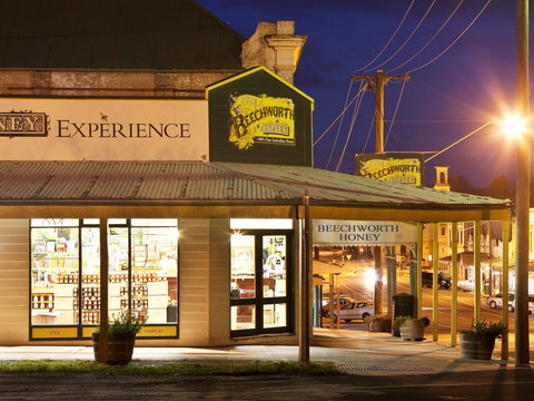 Beechworth Honey Shop - New South Wales Tourism  0
