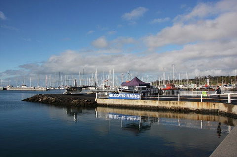 Geelong Helicopters - New South Wales Tourism  2