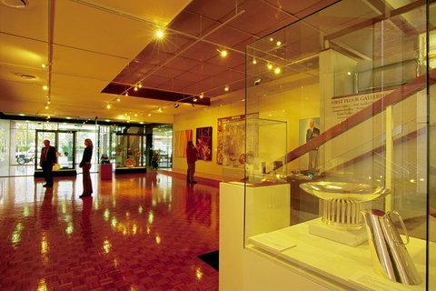 Hamilton - New South Wales Tourism  2