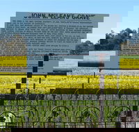John McLeans Memorial - New South Wales Tourism 