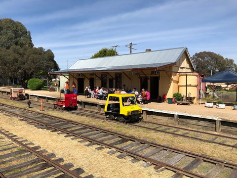 Oberon Tarana Heritage Railway - New South Wales Tourism  0