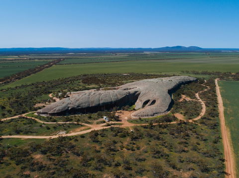 Pildappa Rock - New South Wales Tourism  2