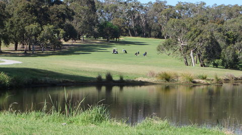 Devilbend Golf Club - New South Wales Tourism  1