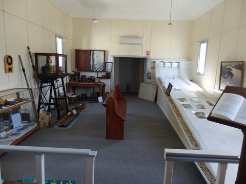 Eildon Dams Museum - New South Wales Tourism  0