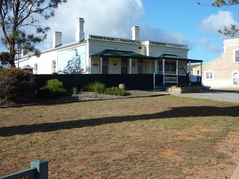 Historic Wallaroo Town Drive - New South Wales Tourism  1