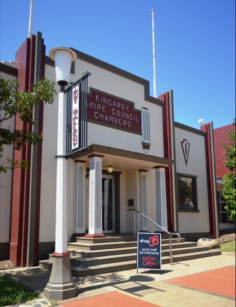 Kingaroy Regional Art Gallery - New South Wales Tourism  0