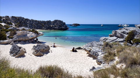 Little Armstrong Bay - New South Wales Tourism  0
