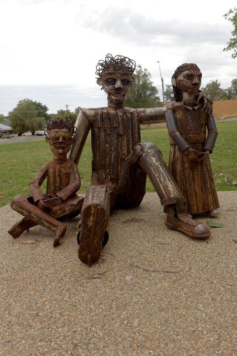 Lyrics, Landscapes And Lintels - Leeton Public Art Trail - New South Wales Tourism  0