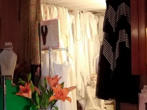 Mauzie's Most Marvellous Vintage - New South Wales Tourism  1