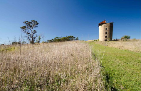 Migrant Heritage Walk - New South Wales Tourism  0