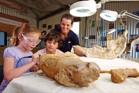 Natural Sciences Loop - New South Wales Tourism  1