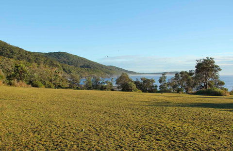 Pretty Beach To Durras Mountain Walking Track - New South Wales Tourism  0