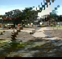 Rutherglen Apex Park - New South Wales Tourism 