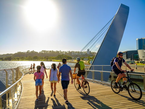 Swan River Walk Trail - New South Wales Tourism  1