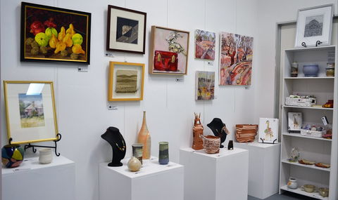 T'arts Gallery - New South Wales Tourism  0