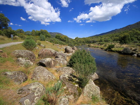 Bullocks Walking Track - New South Wales Tourism  1