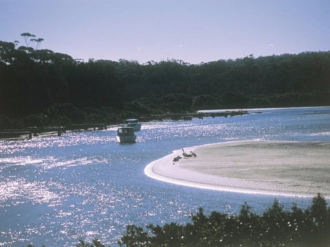 Jack Buckley Memorial Park And Picnic Area - Tomakin - New South Wales Tourism  0