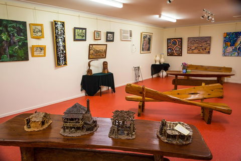 Jane Neville Rolfe Art Gallery - New South Wales Tourism  0