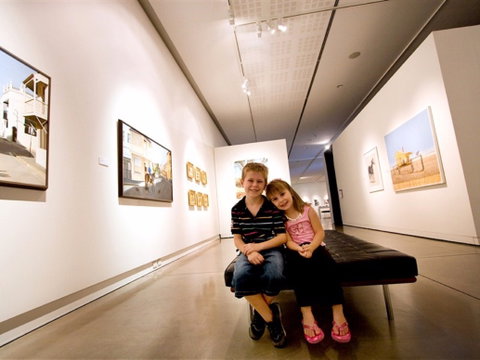 Western Plains Cultural Centre - New South Wales Tourism  0
